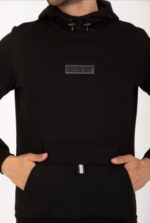 Мъжкият спортен екип Under Armour черен памук-1