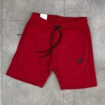 Tech fleece тъмно червени къси панталонки