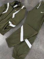 Nike шушляк мъжки екип зелен