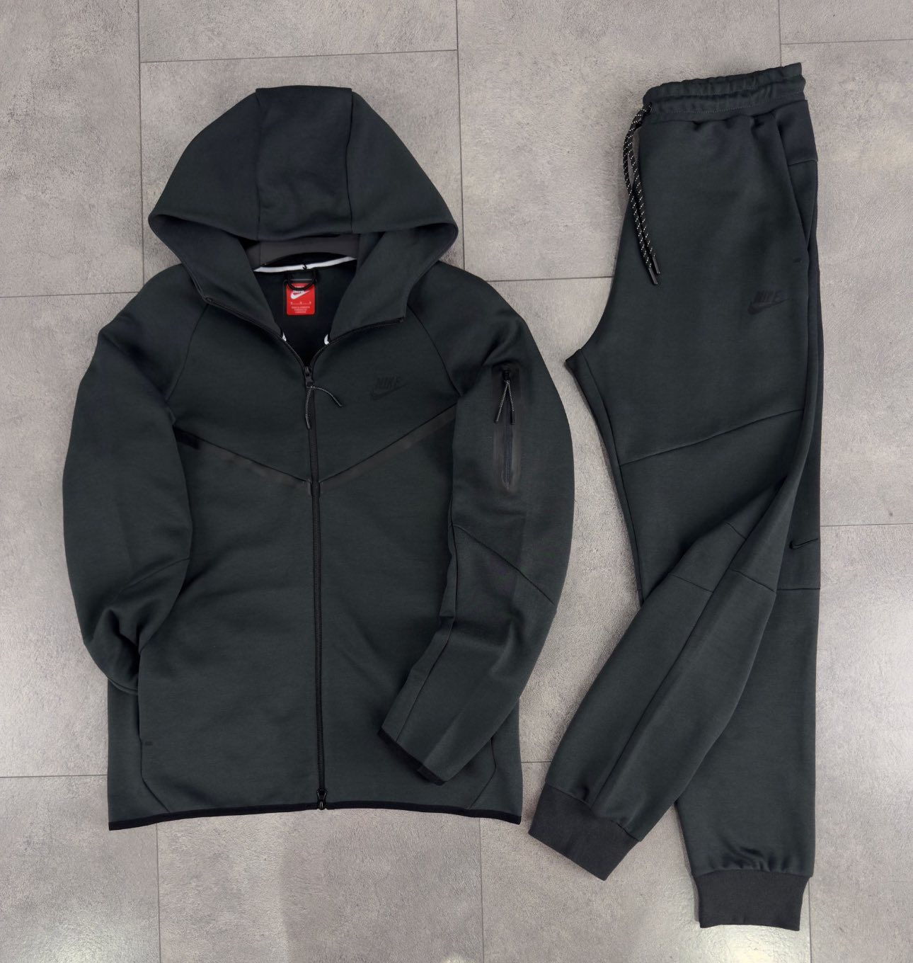 Nike Tech fleece сив мъжки екип Nike Tech fleece сив мъжки екип